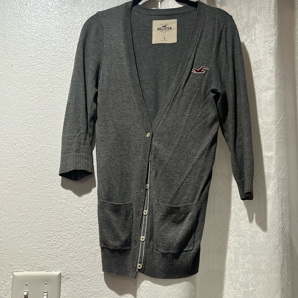 Hollister sweater size Small